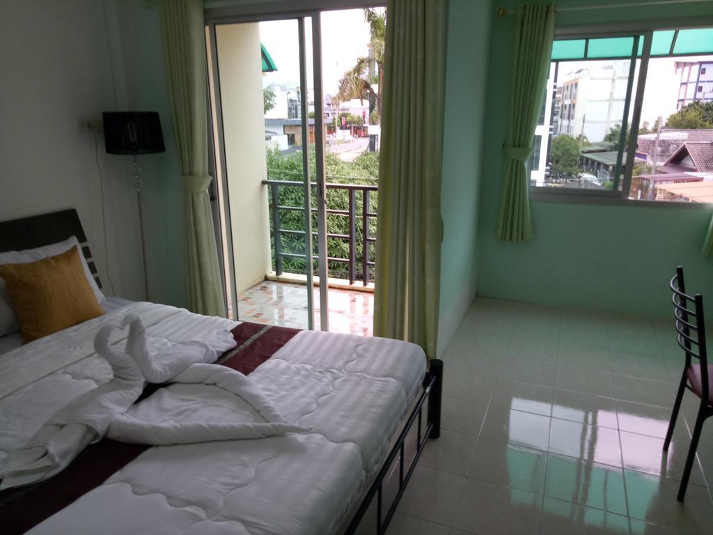 Chill Home Chonburi Eksteriør bilde